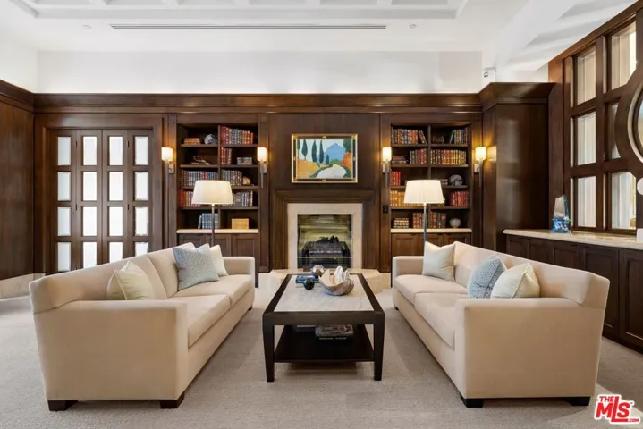 10727 Wilshire Boulevard 1001, Los Angeles, California 90024