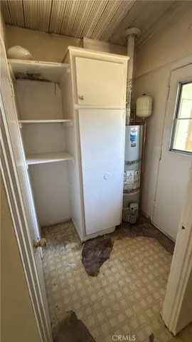 7704 Calvin, Reseda, California 91335