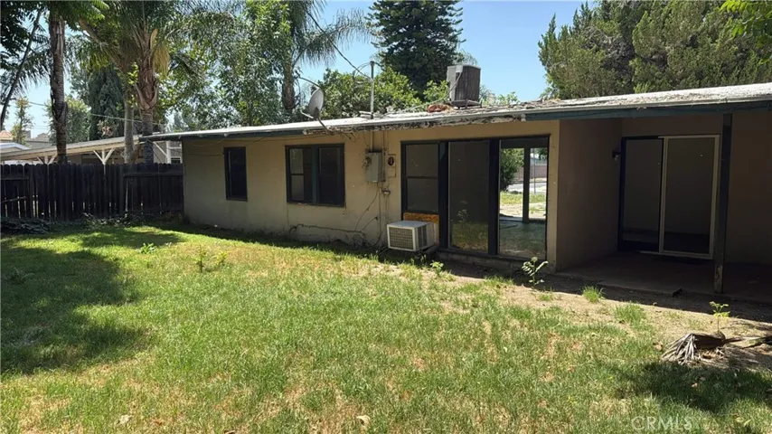 7704 Calvin, Reseda, California 91335