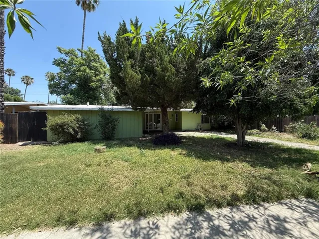 7704 Calvin, Reseda, California 91335