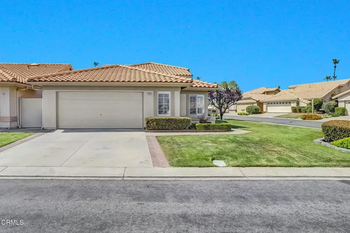 1-web-or-mls-PropertyGraphy.com  (1)
