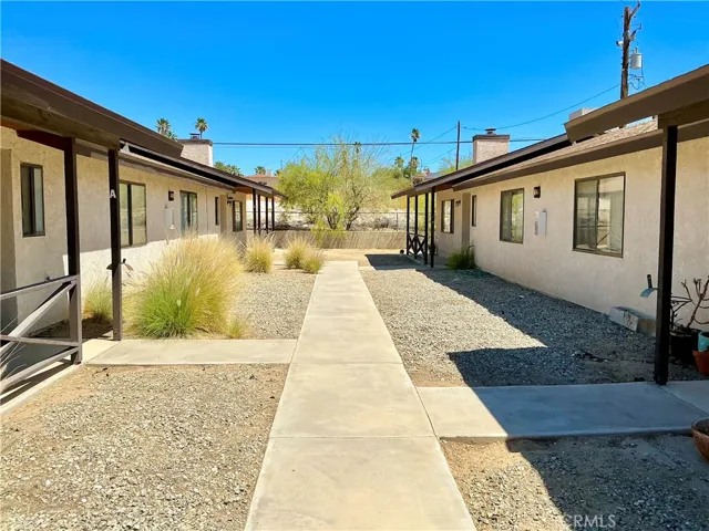 73624 Sunnyvale, 29 Palms, California 92277
