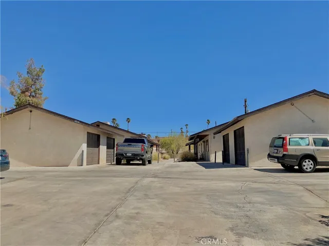 73624 Sunnyvale, 29 Palms, California 92277