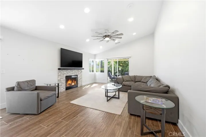 23927 Via Pamilla, Murrieta, California 92562