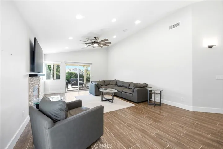 23927 Via Pamilla, Murrieta, California 92562