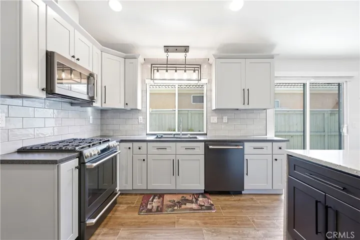 23927 Via Pamilla, Murrieta, California 92562
