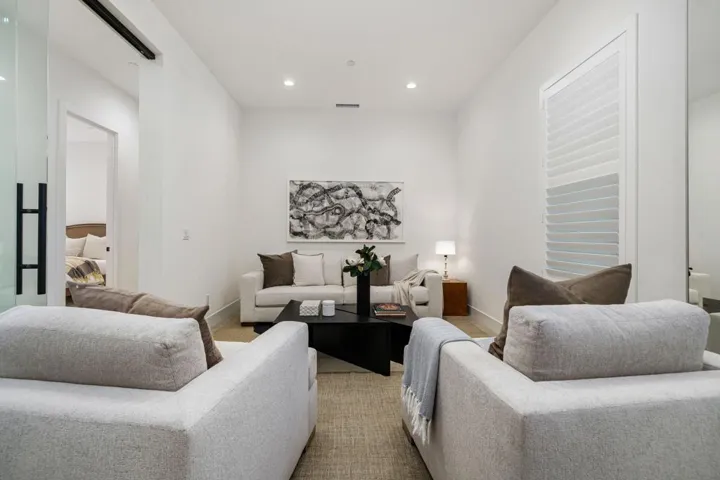 80404 Old Ranch Trail