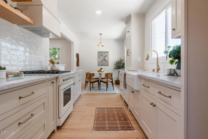 5-20-26 1838 Kilbourn St-016