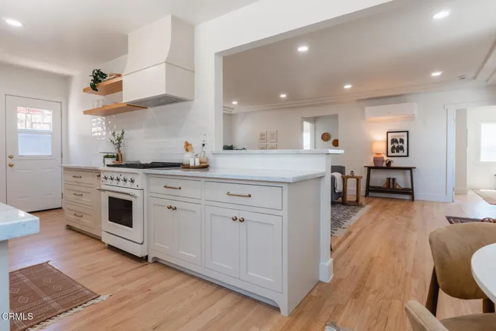 5-20-26 1838 Kilbourn St-015