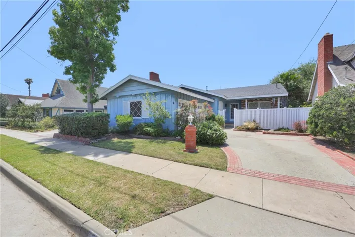 140 Coastline, Seal Beach, California 90740