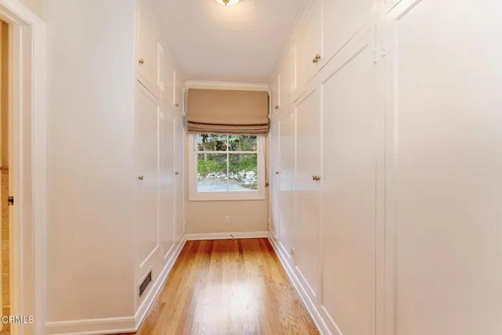 1650 Knollwood_ Low Res  040