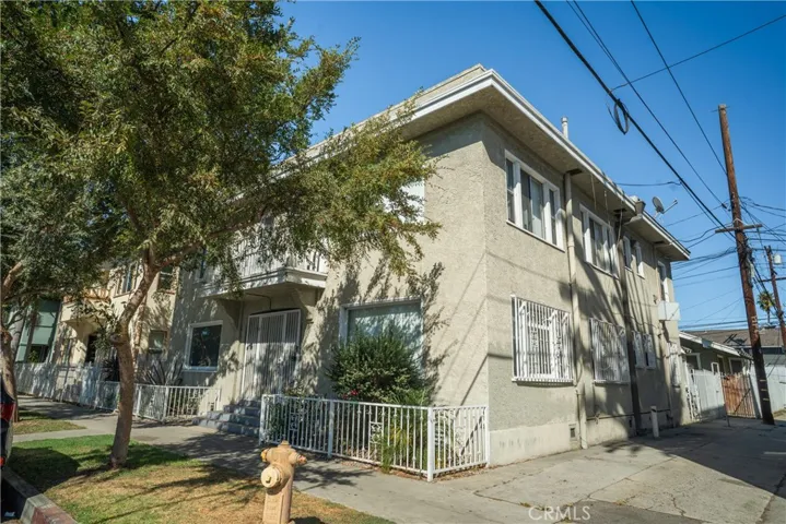 728 Lime Ave, Long Beach, California 90813