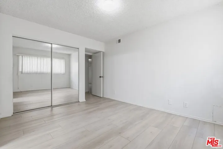 2332 S Beverly Glen Boulevard 3, Los Angeles, California 90064
