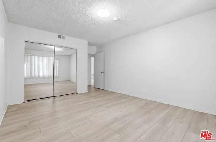 2332 S Beverly Glen Boulevard 3, Los Angeles, California 90064
