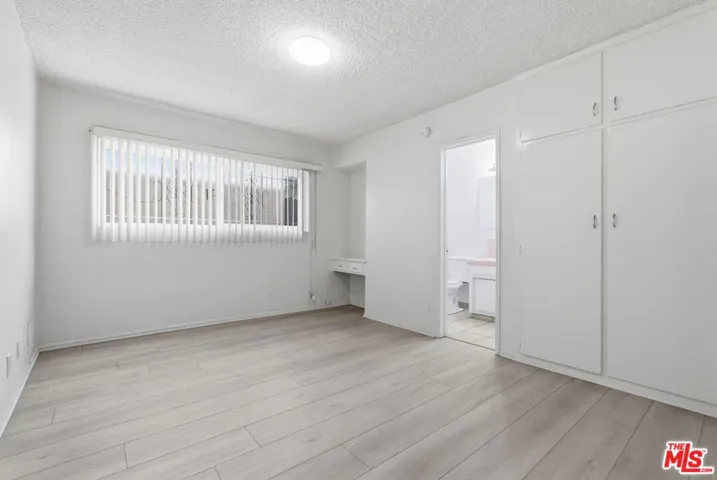 2332 S Beverly Glen Boulevard 3, Los Angeles, California 90064