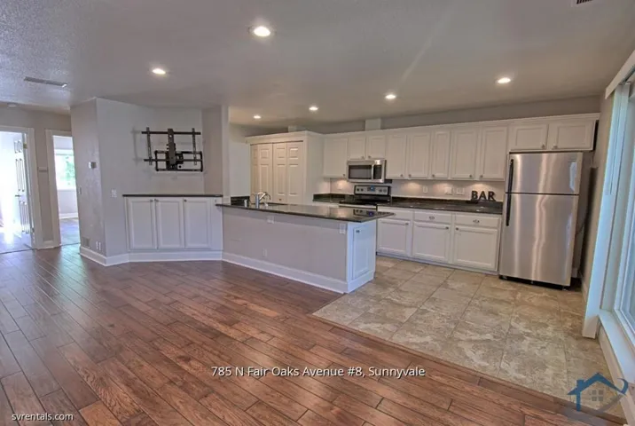785 N Fair Oaks Avenue 8, Sunnyvale, California 94085