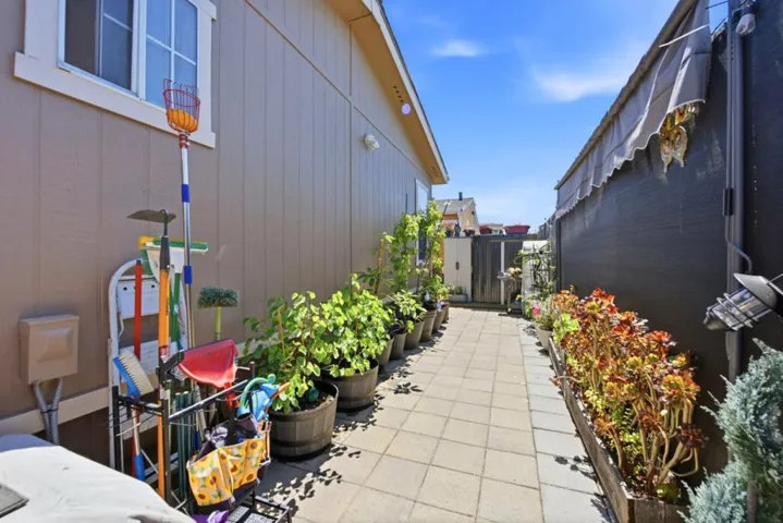 28259 Murcia Street, Hayward, California 94544