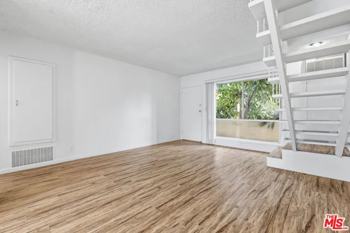 2332 S Beverly Glen Boulevard 5, Los Angeles, California 90064
