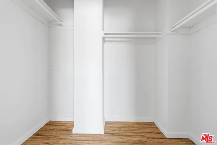 2332 S Beverly Glen Boulevard 5, Los Angeles, California 90064