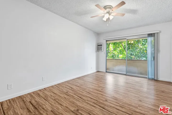 2332 S Beverly Glen Boulevard 5, Los Angeles, California 90064