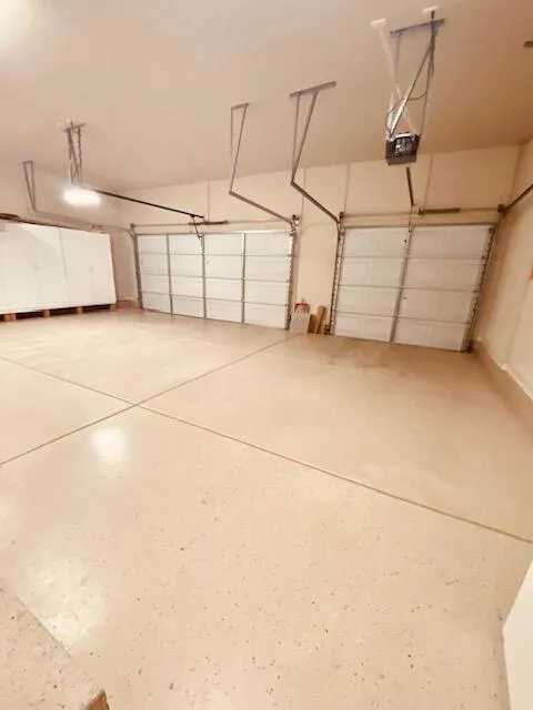 3 Car Garage