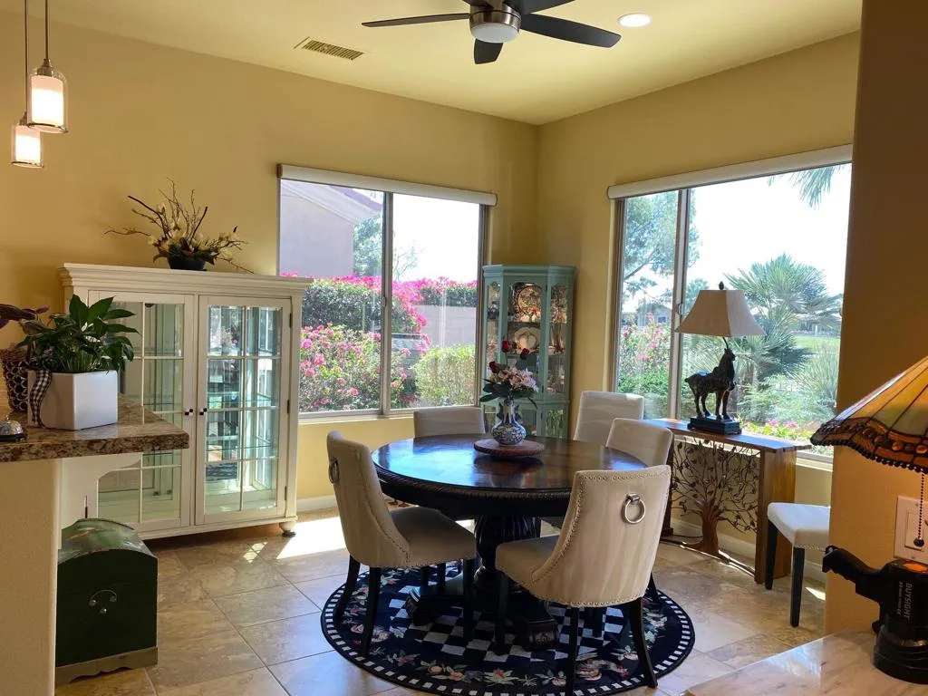 KItchen Dining Area