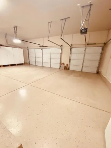 3 Car Garage
