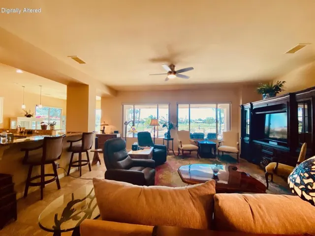 Livingroom Entry  Pic