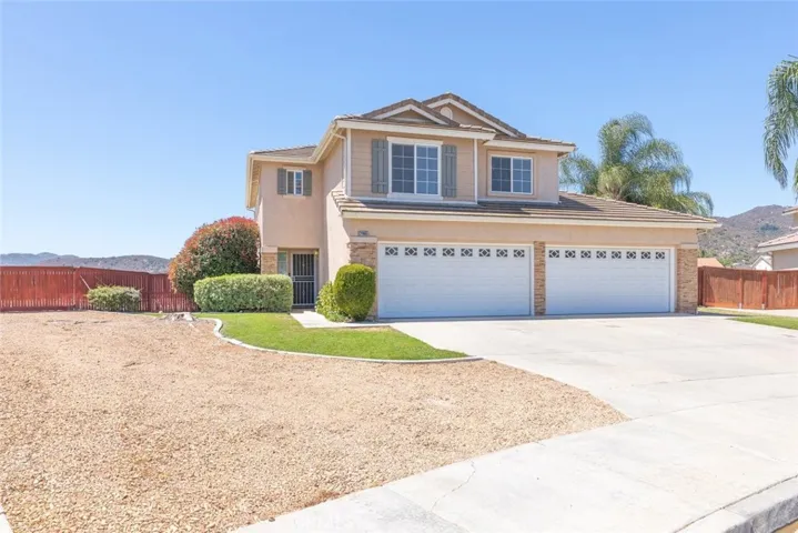 21965 Carnation Lane, Wildomar, California 92595