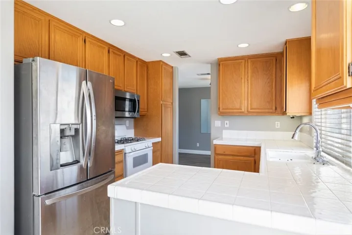 21965 Carnation Lane, Wildomar, California 92595