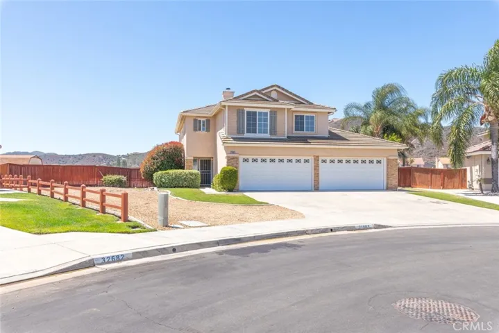 21965 Carnation Lane, Wildomar, California 92595