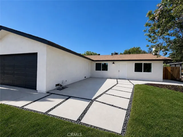 1107 Patricia, Paso Robles, California 93446