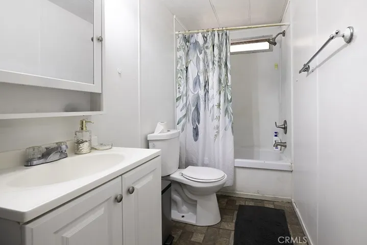 4901 Green River 1, Eastvale, California 92880