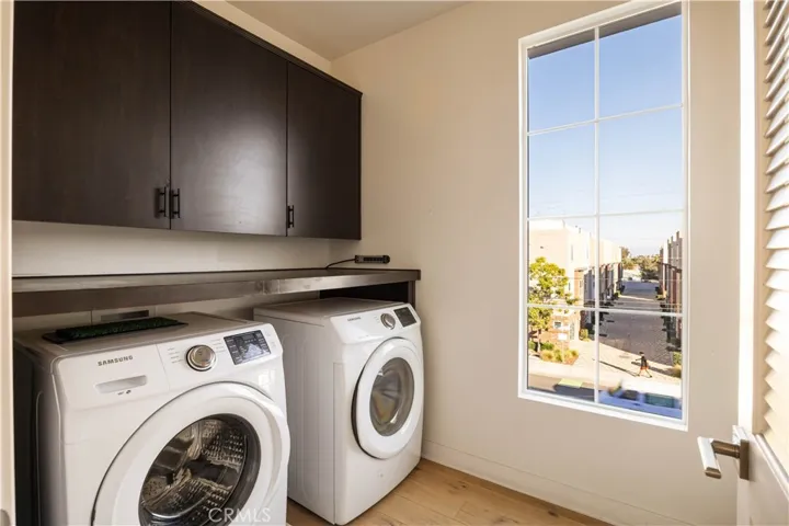 2023 Placentia, Costa Mesa, California 92627