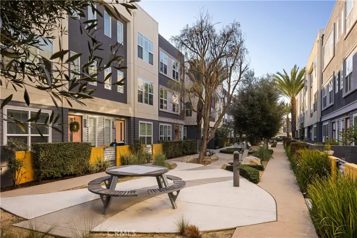 2023 Placentia, Costa Mesa, California 92627
