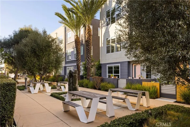 2023 Placentia, Costa Mesa, California 92627