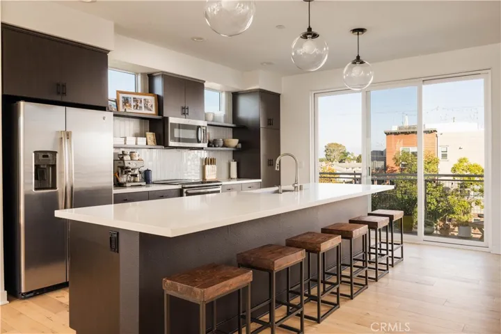 2023 Placentia, Costa Mesa, California 92627