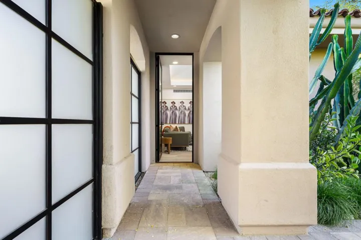 Casita Entrance