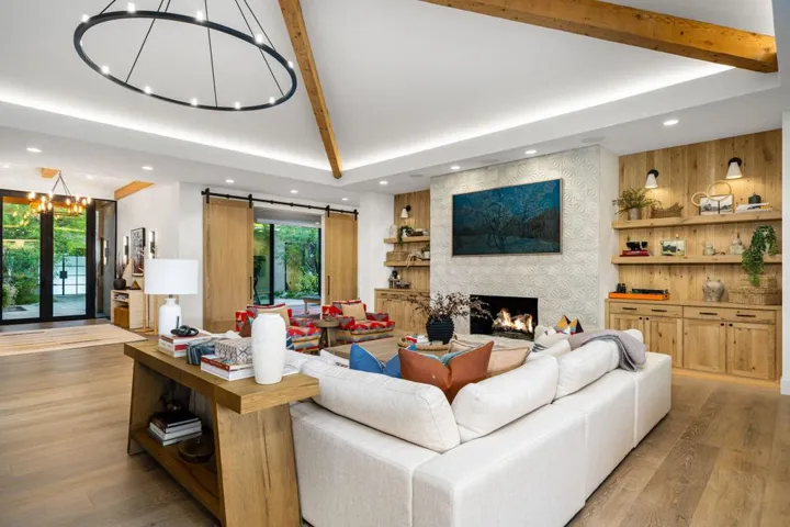 61-web-or-mls-GGBajada_OPMG_0526_061