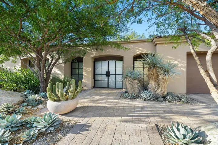 23-web-or-mls-GGBajada_OPMG_0526_023