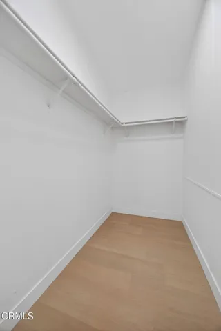 19-web-or-mls-Upmarket Media-397Hupa043