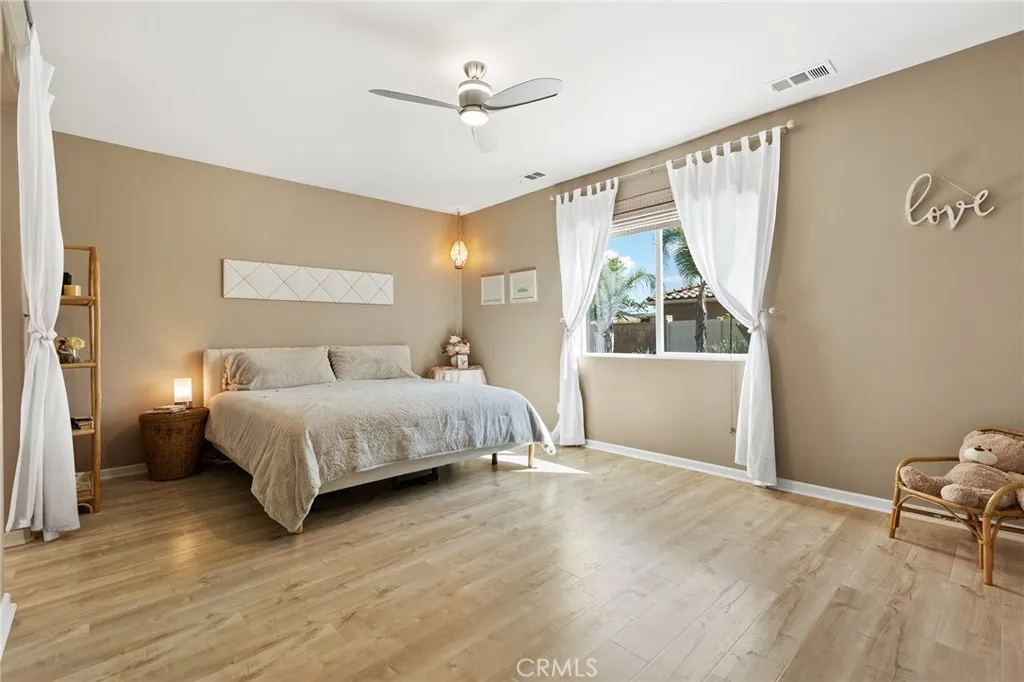 massive primary suite/bedroom 5