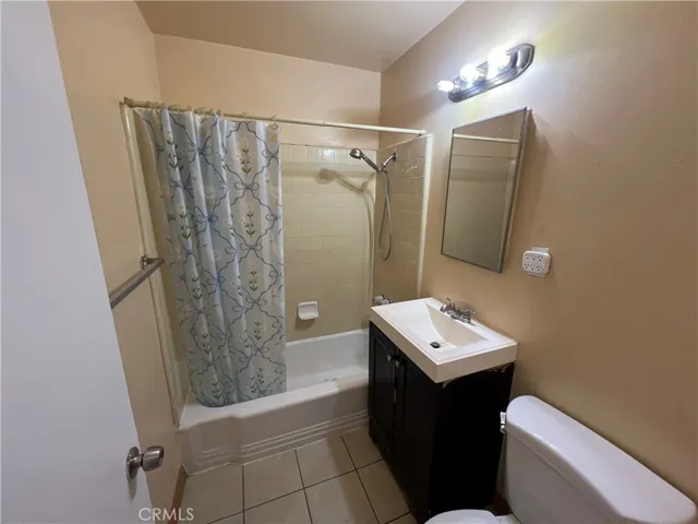 4387 W 134th Street F, Hawthorne, California 90250
