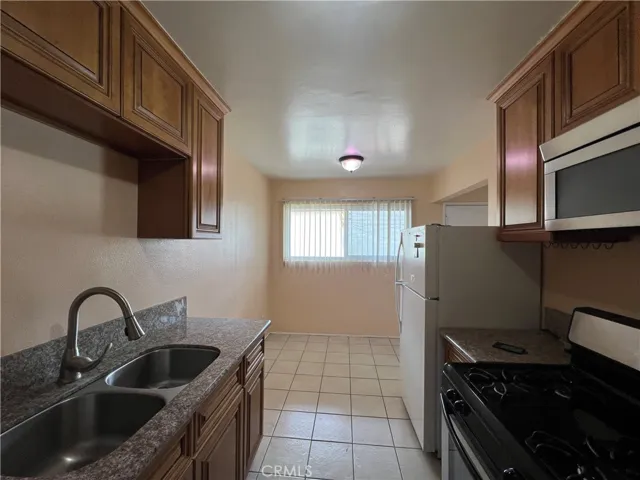 4387 W 134th Street F, Hawthorne, California 90250
