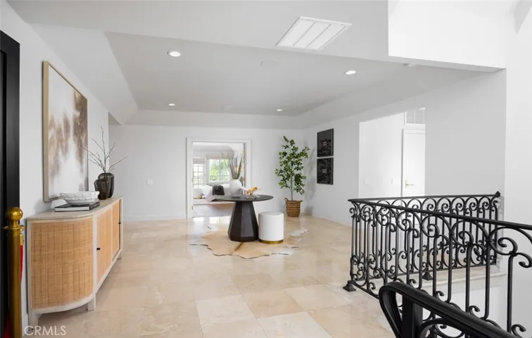 25732 Highplains Terrace, Laguna Hills, California 92653