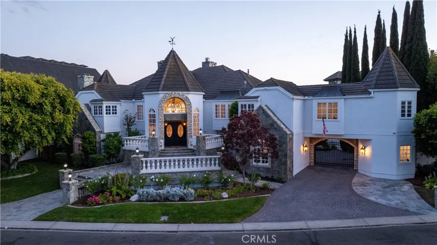25732 Highplains Terrace, Laguna Hills, California 92653