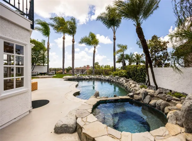 25732 Highplains Terrace, Laguna Hills, California 92653
