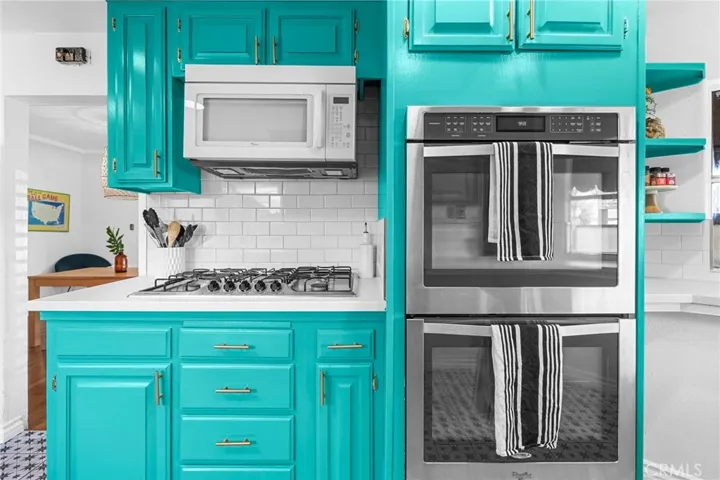 Double Ovens with Gas Range