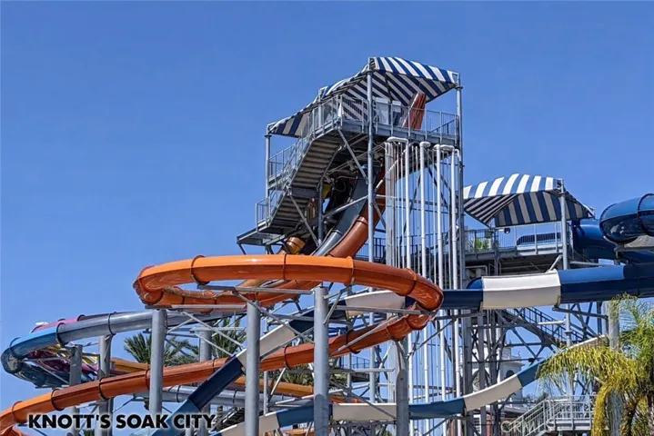 Knott's Soak City  just 6 Miles away