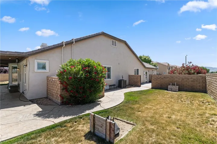 41530 Yew, Lancaster, California 93536